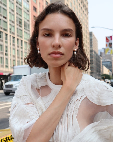 Gennie Pearl Earrings