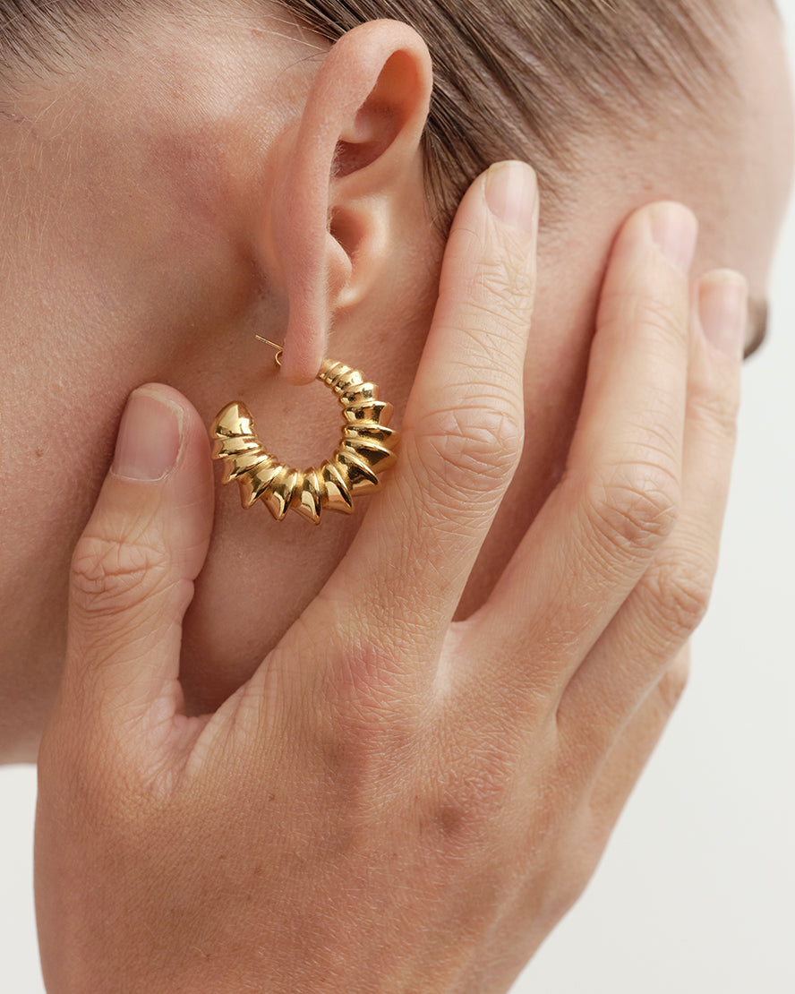 Mari Hoop Earrings Gold