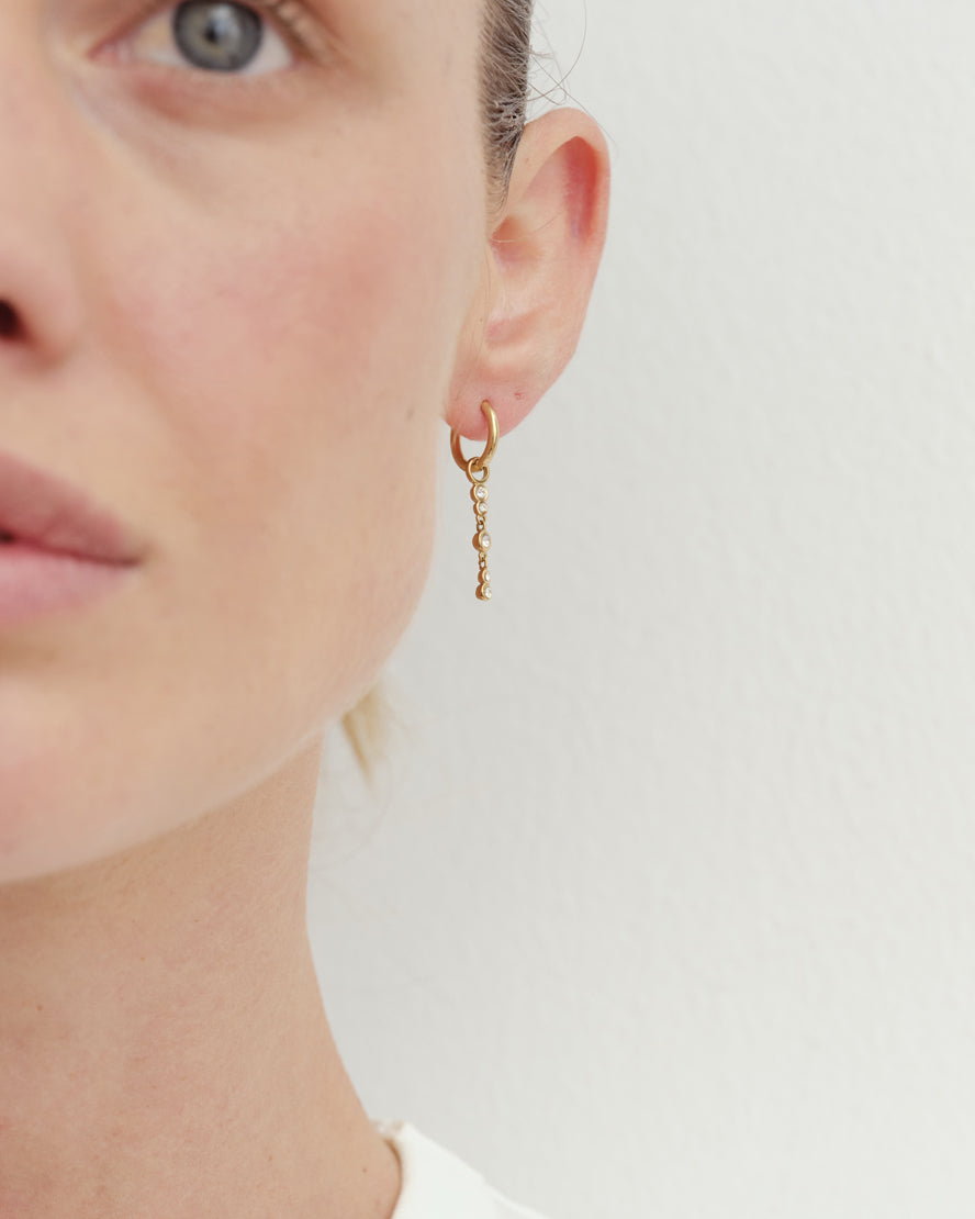 Lilibeth Earrings in Gold/Crystal