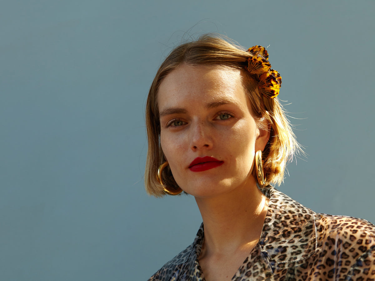 Ursula Shell Clips in Tortoiseshell