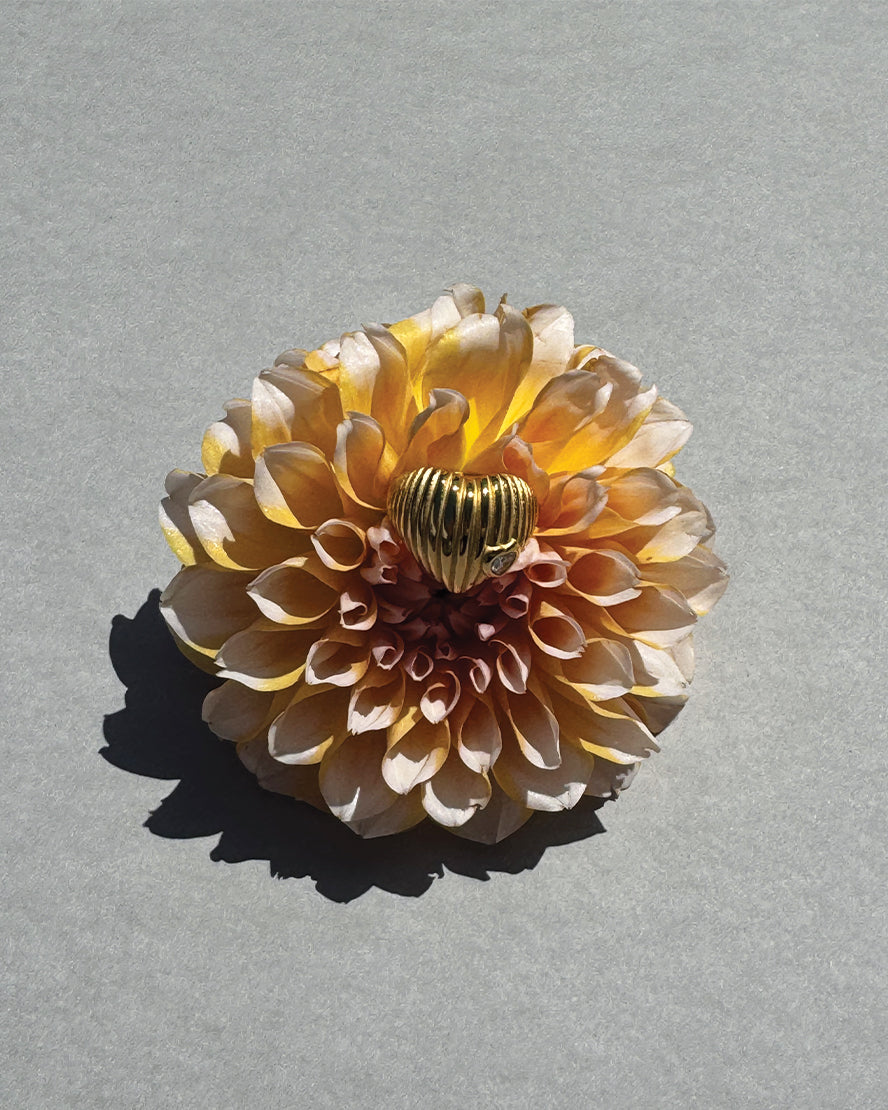 azura-ring-in-gold