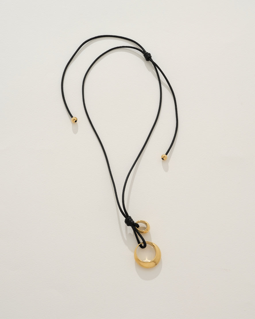 Brisa Necklace in Gold