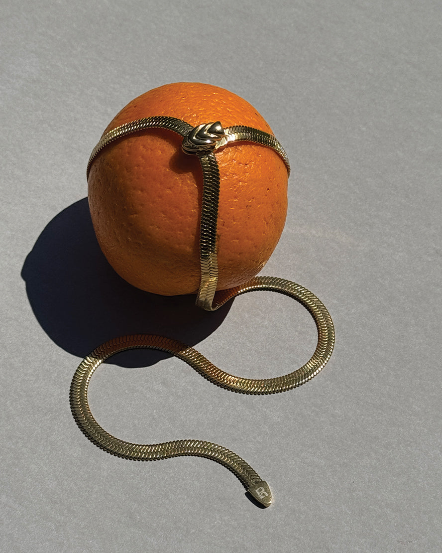 esme-necklace-in-gold