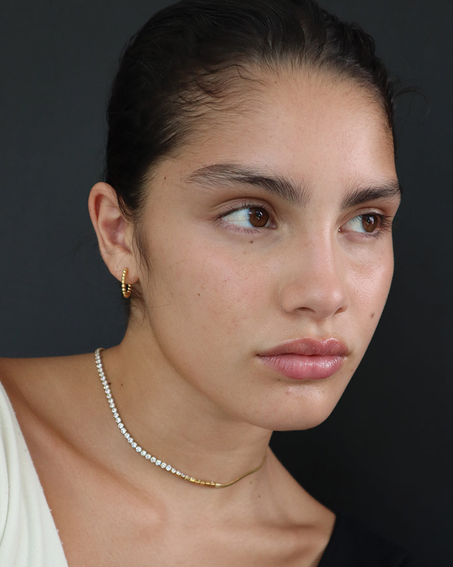 Isolde Huggies in Gold