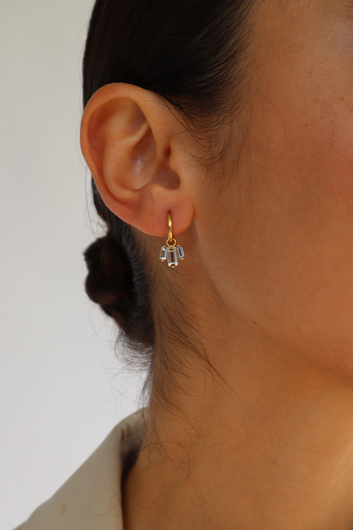 melody-earrings-in-gold-crystal