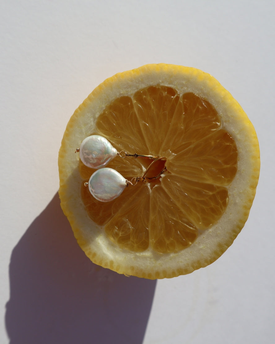 mini-keshi-pearl-earrings