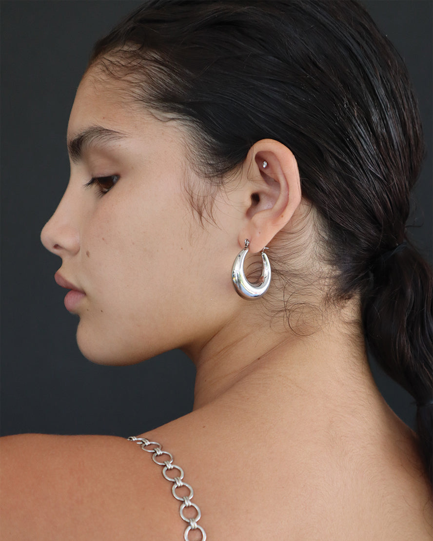 Paloma Hoops in Silver