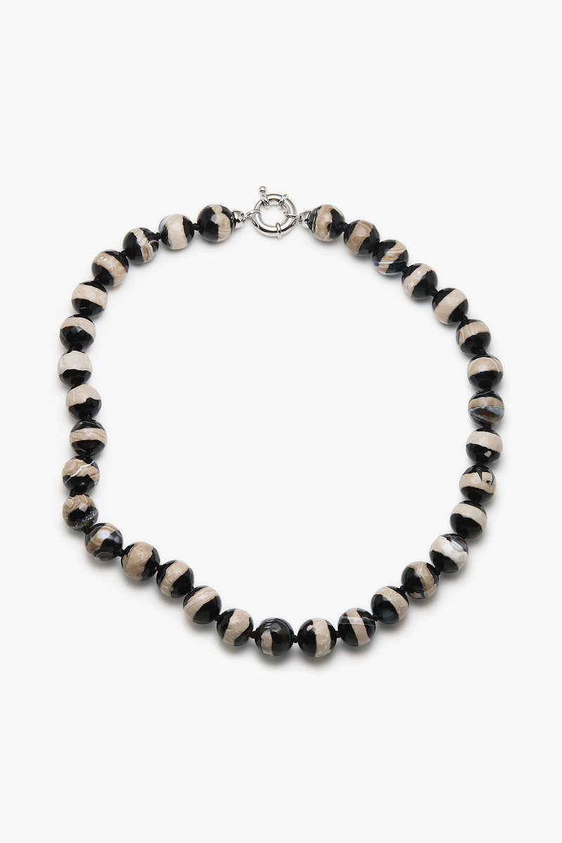 Tasmin Necklace Black & White