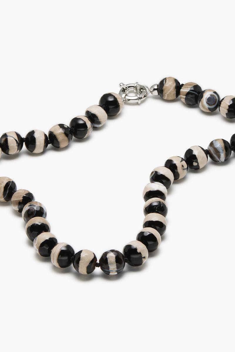 Tasmin Necklace Black & White