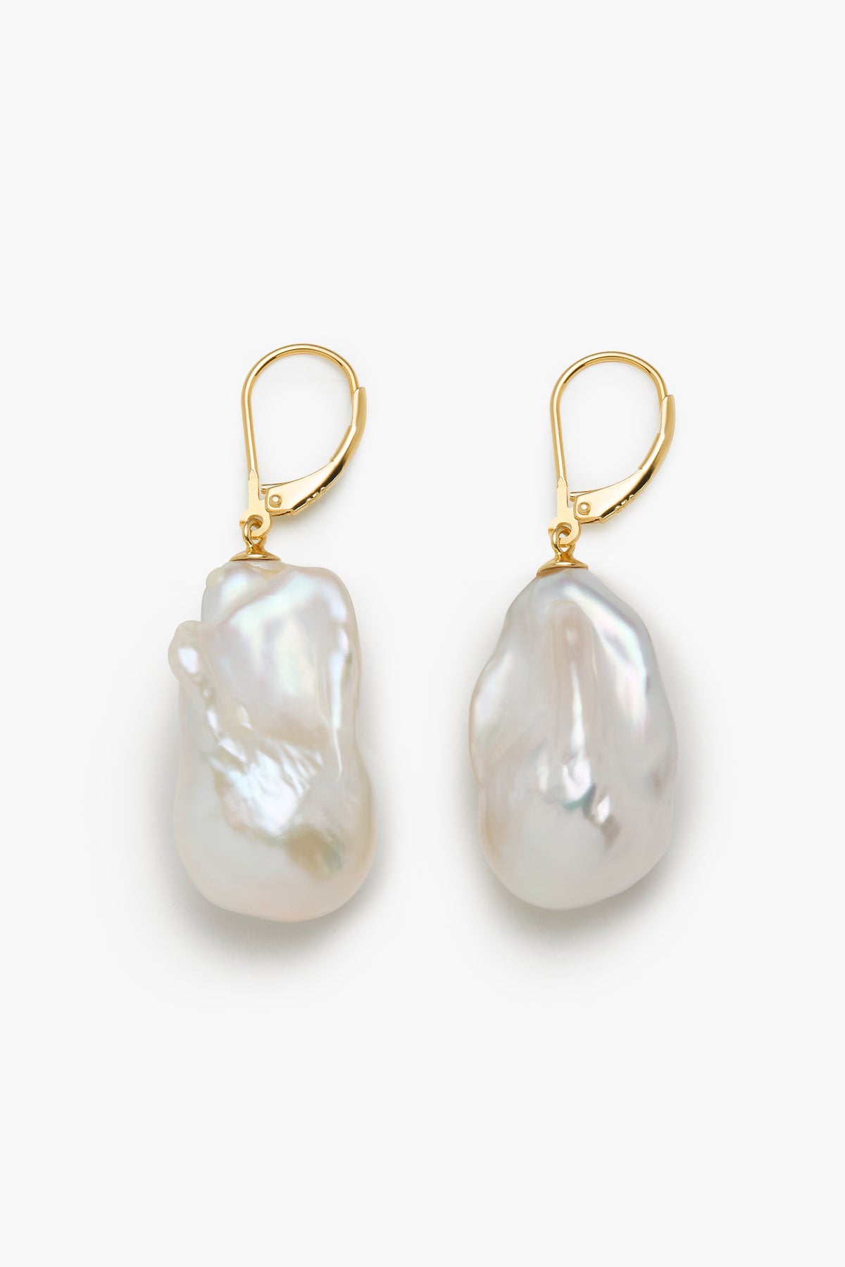 Cocoon Pearl Earrings Gold