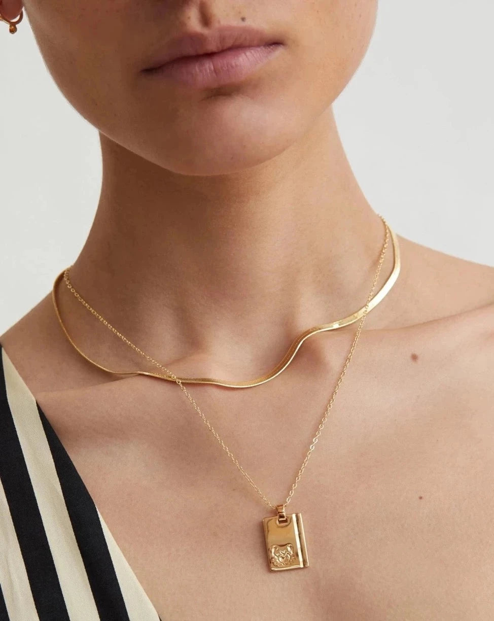 Gold Star Sign Necklace Cancer - Reliquia Jewellery