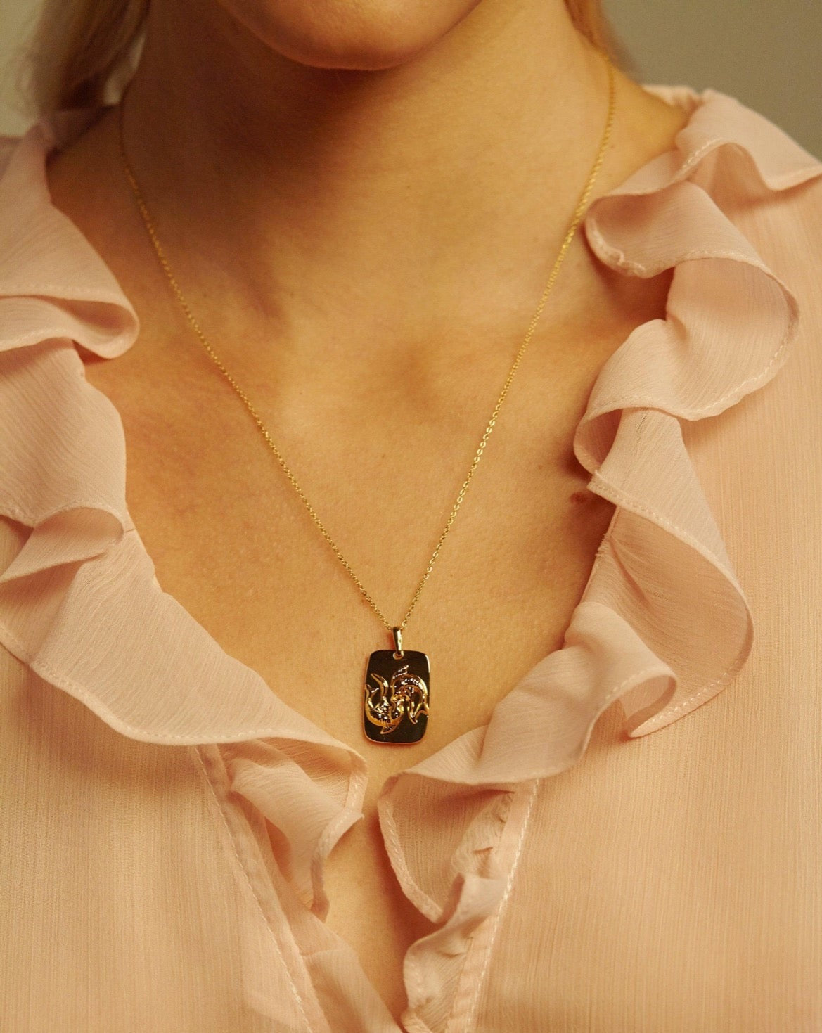 Zodiac Necklace Aquarius - Reliquia Jewellery