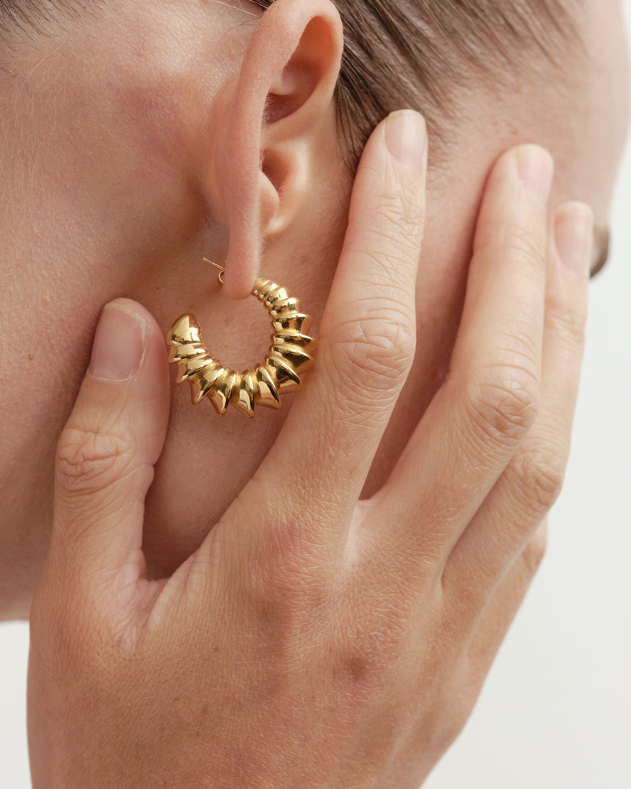 Mari Hoop Earrings Gold