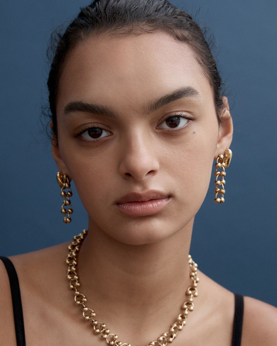 Amanda Earrings in Gold