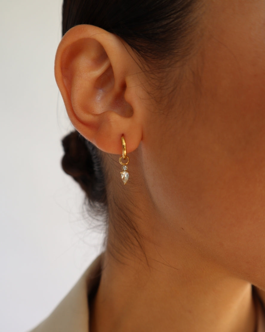 Amara Earrings in Gold/Crystal Pre-Order