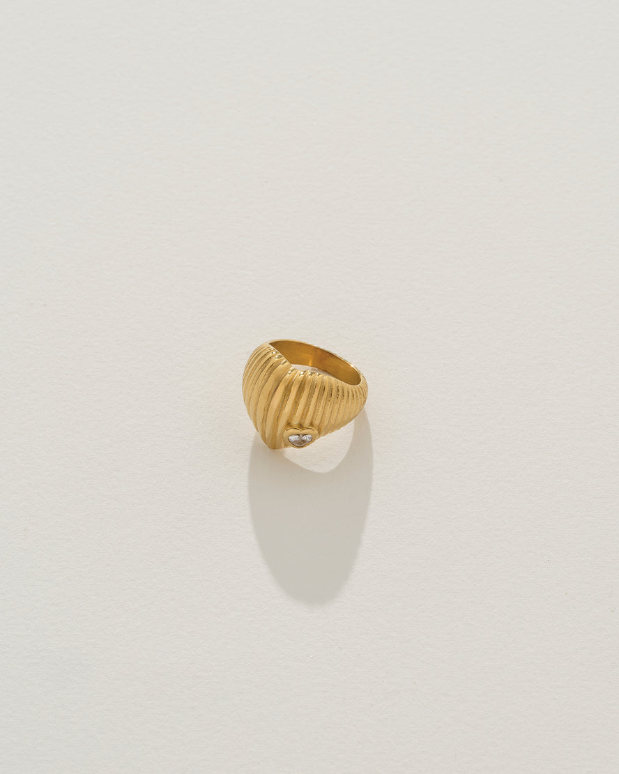azura-ring-in-gold