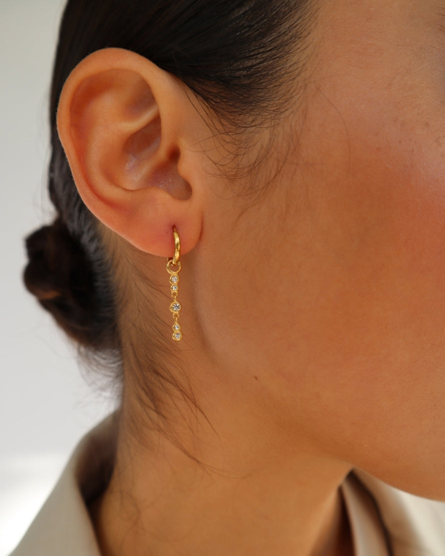 Lilibeth Earrings in Gold/Crystal