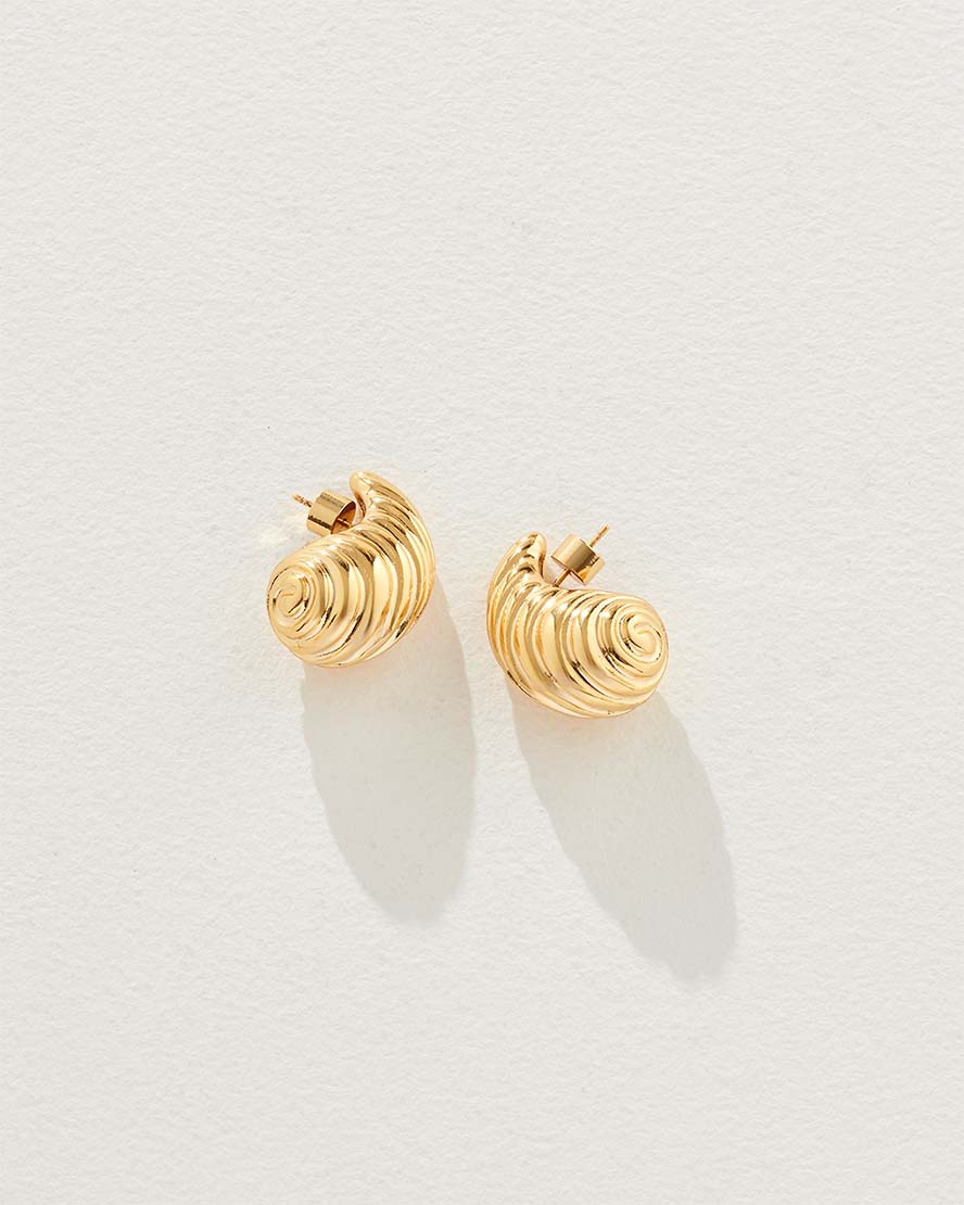 Nori Earrings in Gold