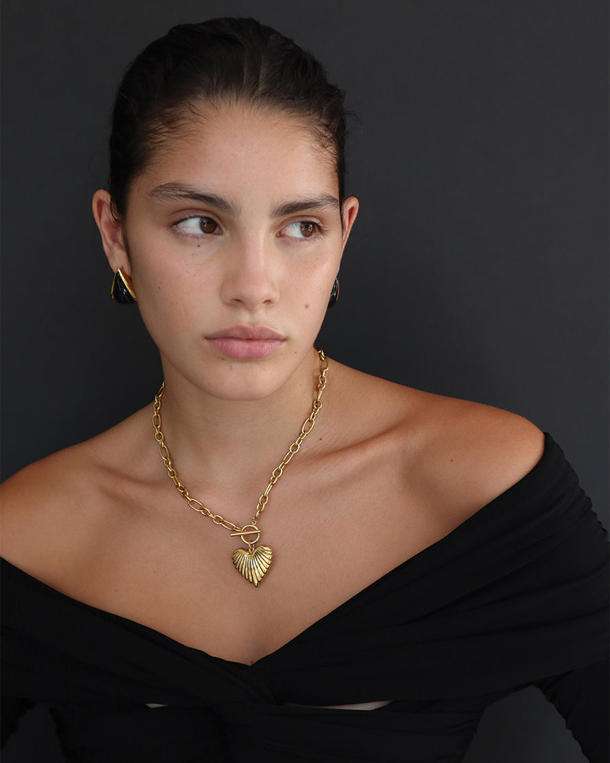 Priella Necklace in Gold