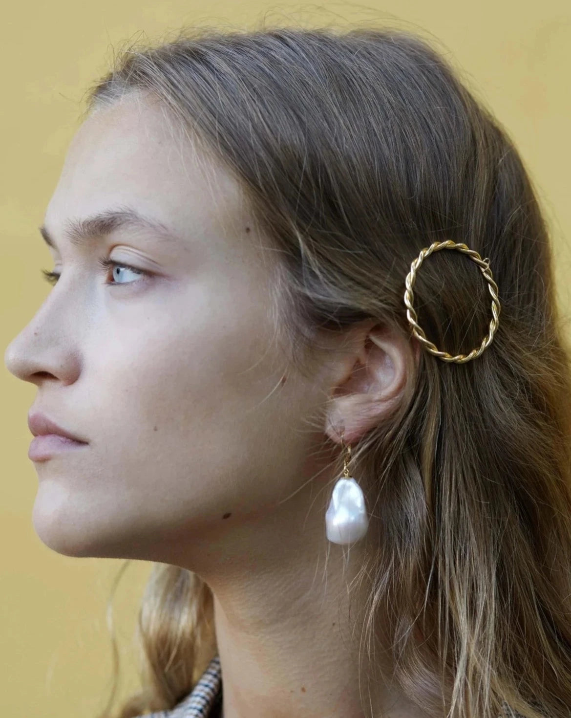 Cocoon Pearl Earrings in Gold - Reliquia Jewellery